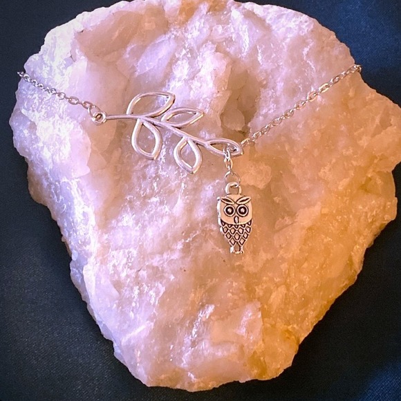 Owl Necklace Silver Branch Pendant Charm Boho Jewelry Gift for Women Girls -New - Picture 1 of 4